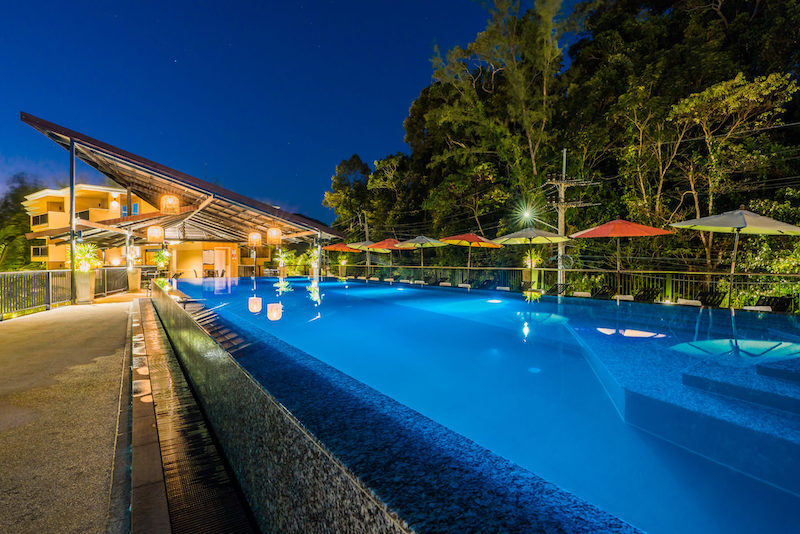MSR-Flybridge-Pool-2048x1366.jpeg