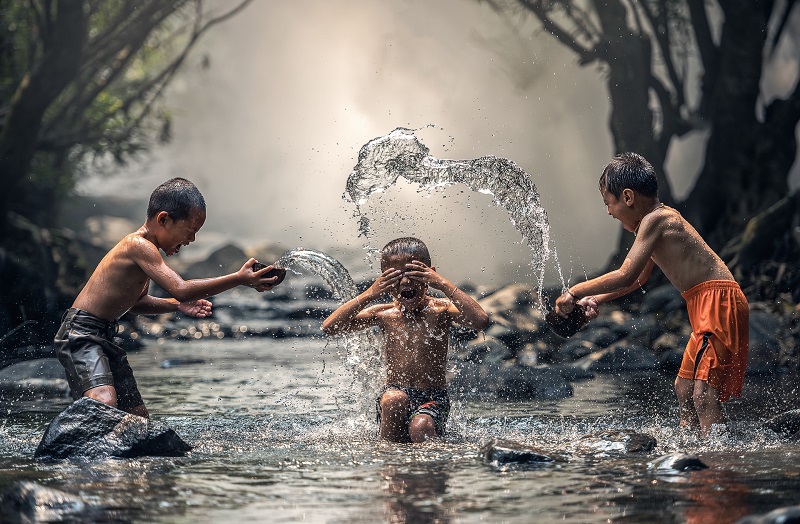 Photo-by-Sasin-Tipchai.jpg