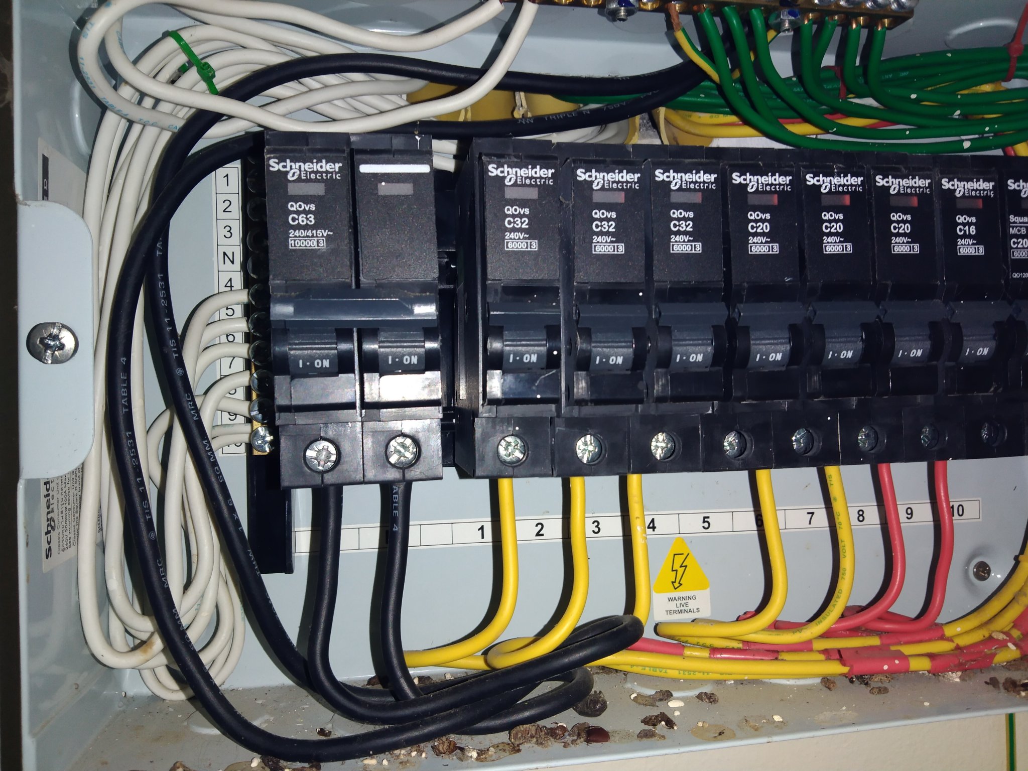 panel2.thumb.jpg.a0e8573cd4af70cf8696af8d6db31ace.jpg