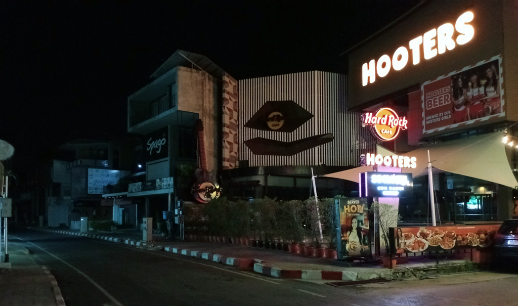 wIMG20210402000125_Chaweng-Hooters-side.jpg.a8349f0f59b68f60e774ef0a119cd283.jpg
