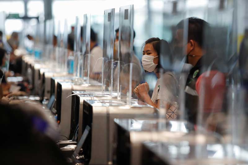 2021-05-01T022751Z_1_LYNXMPEH401GN_RTROPTP_4_HEALTH-CORONAVIRUS-THAILAND.JPG