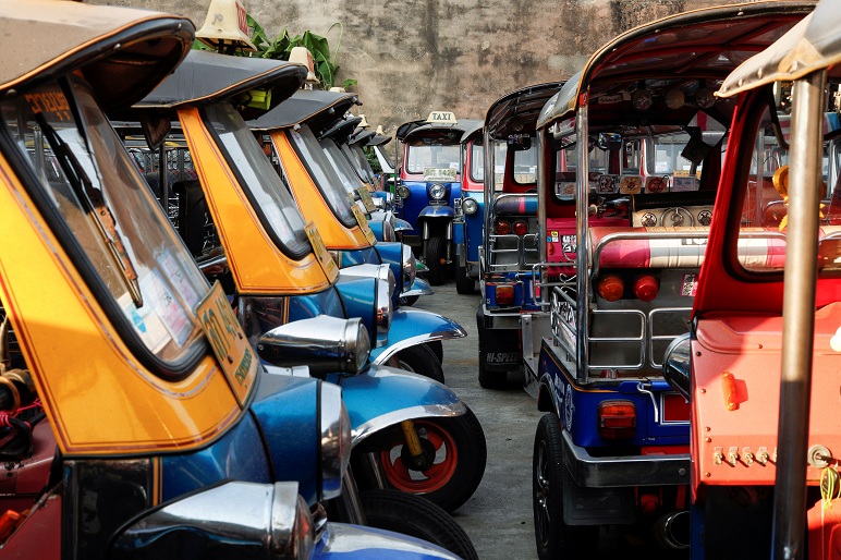 2021-05-13T111441Z_1_LYNXMPEH4C0J3_RTROPTP_4_THAILAND-ECONOMY.JPG