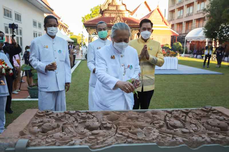 2021-05-31T182821Z_1_LYNXNPEH4U0QA_RTROPTP_4_THAILAND-USA-RELICS.JPG