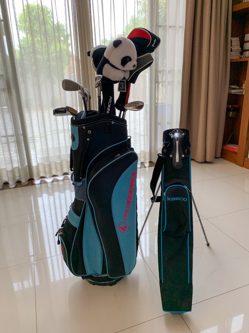 GolfSet2.jpg