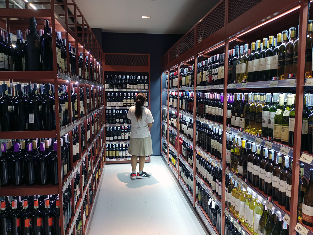 wIMG202009231642_Tops-wine2.jpg.15b571cac65c303a8826a1f68120ebc9.jpg