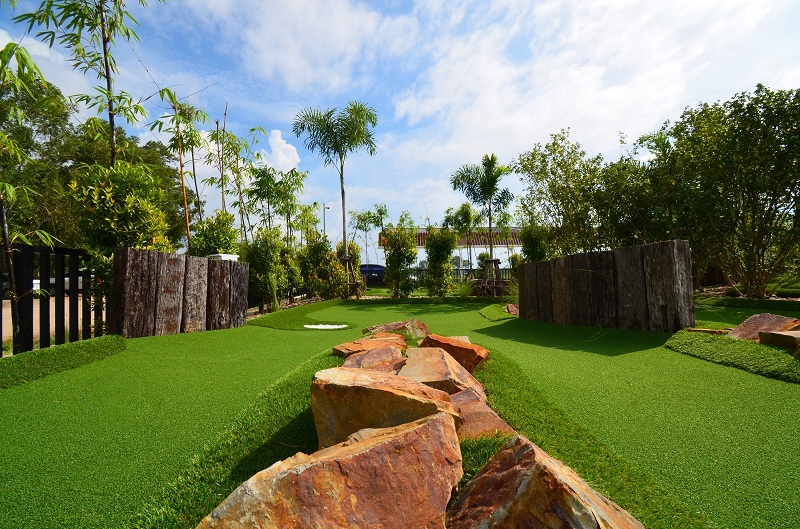 Photo7_Mini Golf.jpg
