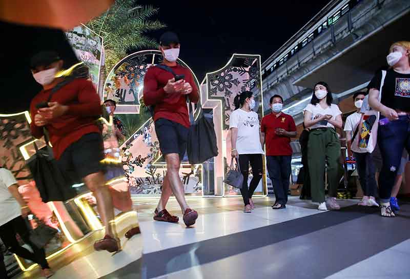 2021-06-10T030442Z_1_LYNXNPEH5902N_RTROPTP_4_THAILAND-ECONOMY-CONSUMERSENTIMENT.JPG