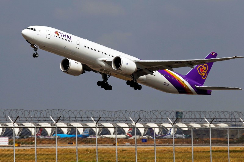 2021-06-15T045837Z_1_LYNXNPEH5E054_RTROPTP_3_THAI-AIRWAYS-RESCUE.JPG