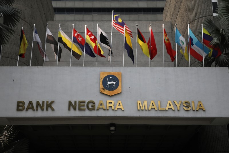 2021-06-18T100649Z_1_LYNXNPEH5H0GY_RTROPTP_3_MALAYSIA-BUSINESS.JPG