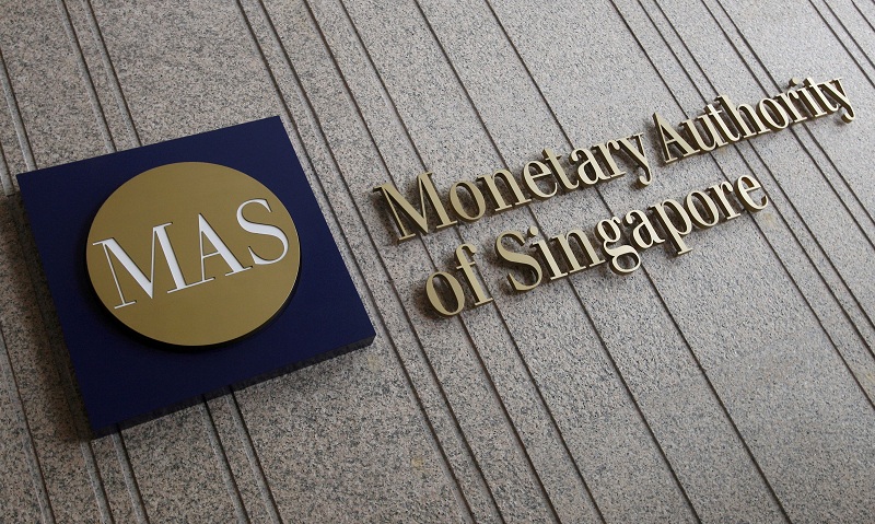 2021-06-30T032741Z_1_LYNXNPEH5T04Y_RTROPTP_4_SINGAPORE-CENBANK-ESG.JPG