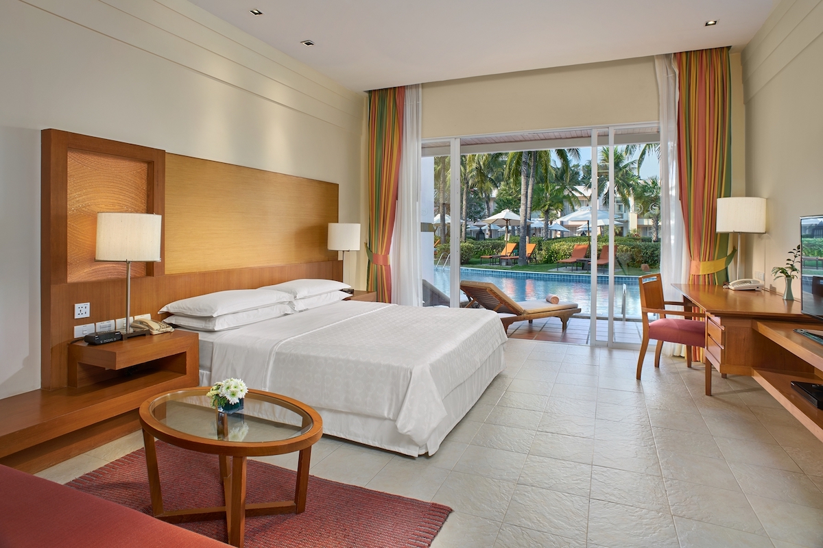 Guestroomsshe1590gr-230875-Club Lagoon Access Room-Low.jpeg