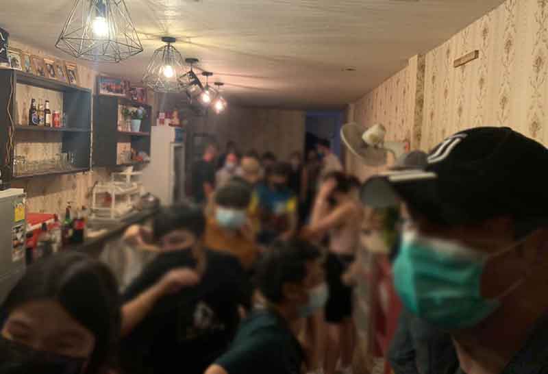 7pm1.jpg
