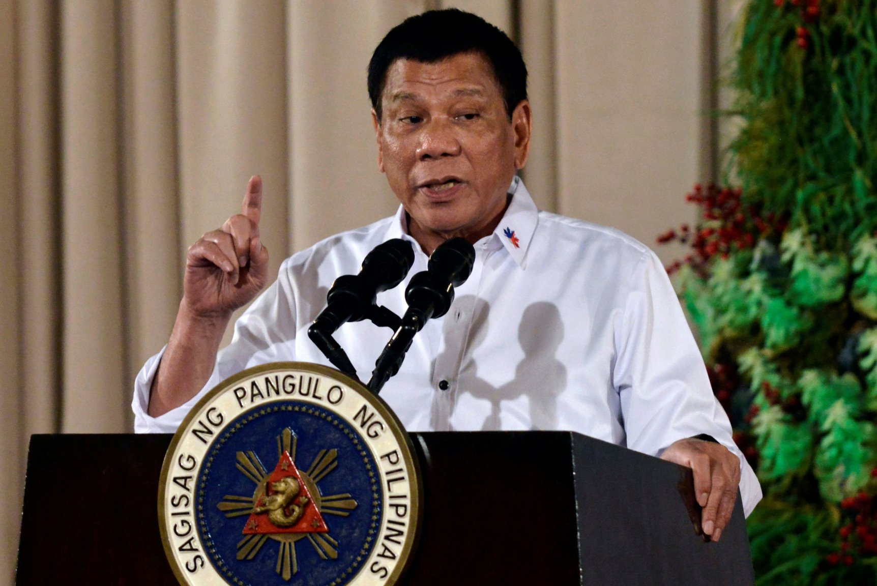 161221-duterte-philippines-mn-0745.thumb.jpg.0c60246d0a435420ff5f239bd134b213.jpg