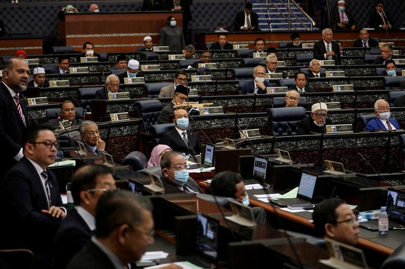 2021-07-02T080623Z_1_LYNXNPEH610B8_RTROPTP_4_MALAYSIA-POLITICS.JPG