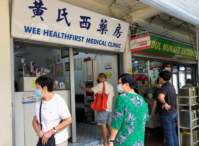2021-07-07T035409Z_1_LYNXNPEH6603F_RTROPTP_4_HEALTH-CORONAVIRUS-SINGAPORE-SINOVAC.JPG