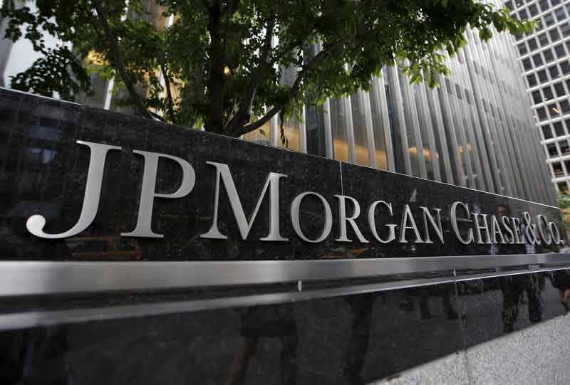 2021-07-08T190556Z_1_LYNXNPEH6712Z_RTROPTP_4_JP-MORGAN-BRANCH-EXPANSION.JPG