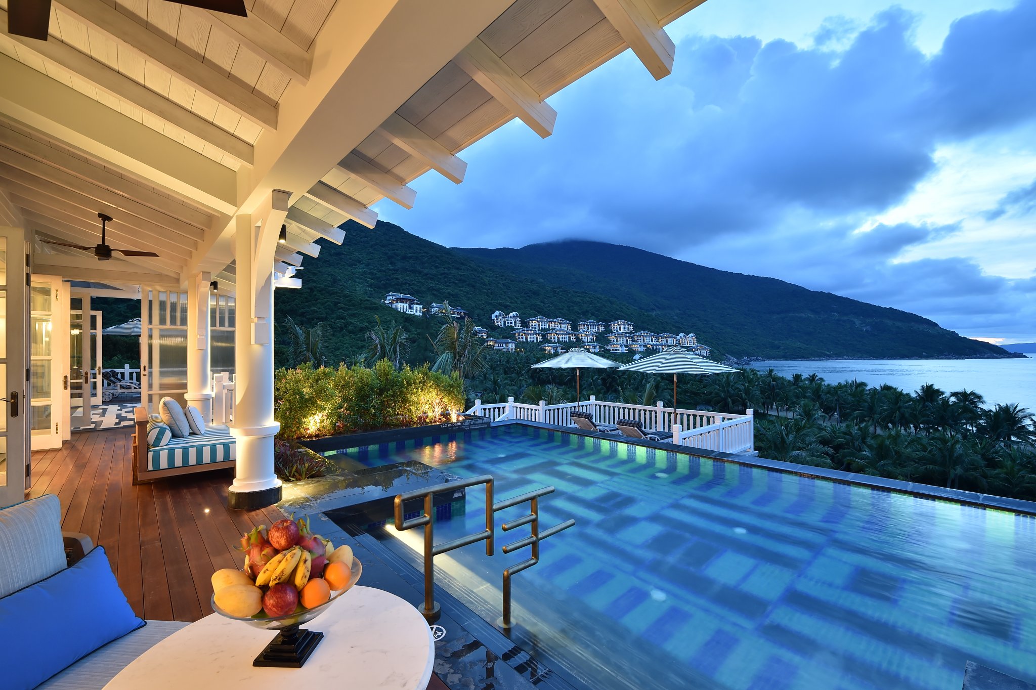 475076705_BaiBacBayVilla-BayView.thumb.JPG.c2818f4283fdf285deaf0c2401ba31f3.JPG