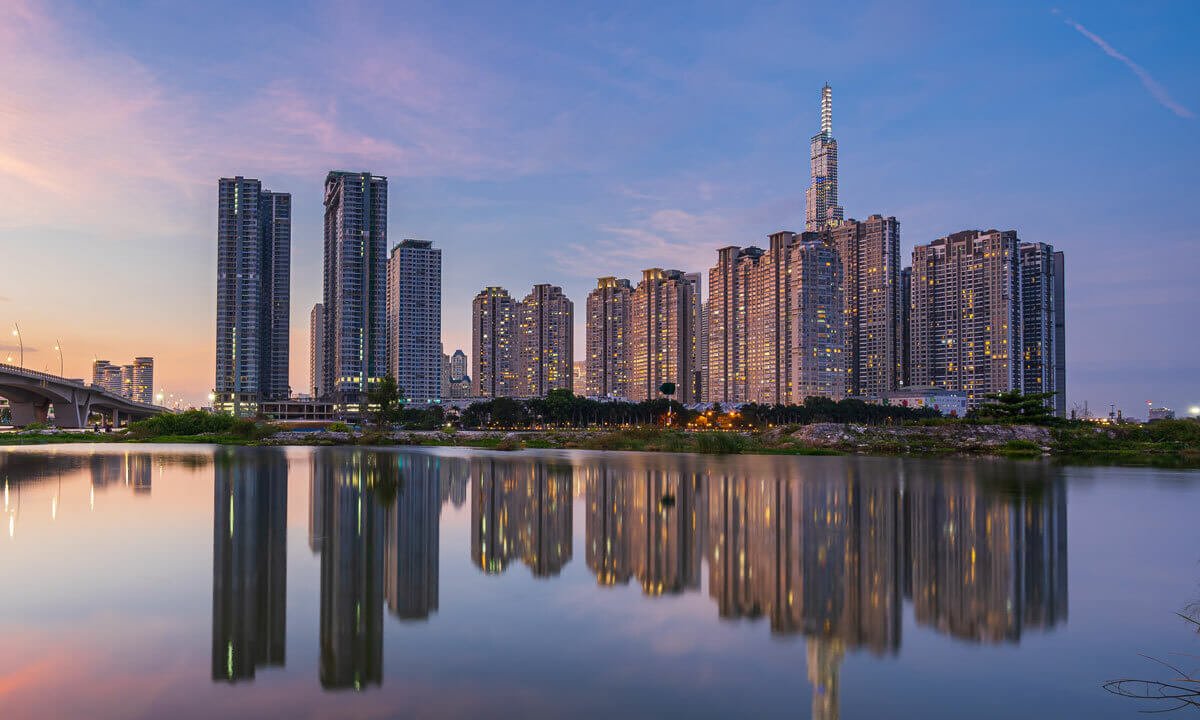 Vinhomes-Central-Park.jpg.b2054ee02eb220e56eb3f885831fbf9c.jpg