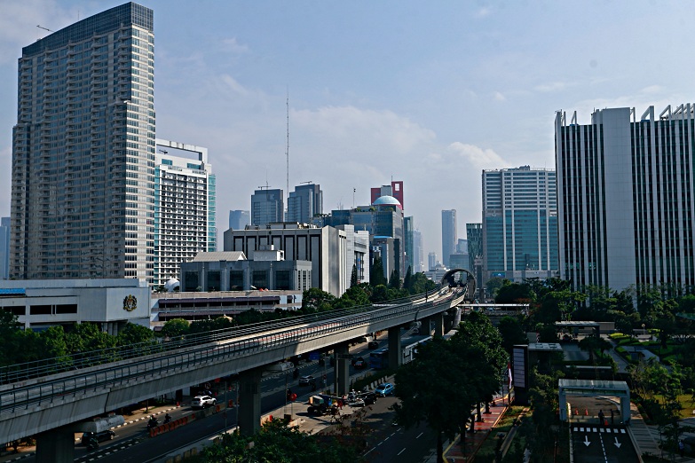 2021-08-05T105600Z_1_LYNXMPEH740QE_RTROPTP_4_INDONESIA-ECONOMY-GDP.JPG