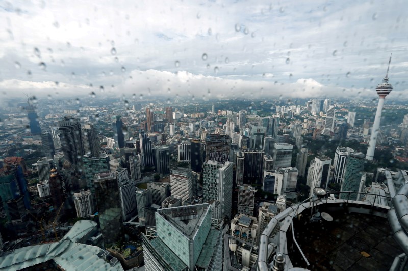 2021-08-11T065556Z_1_LYNXMPEH7A09U_RTROPTP_3_MALAYSIA-ECONOMY-GDP.JPG