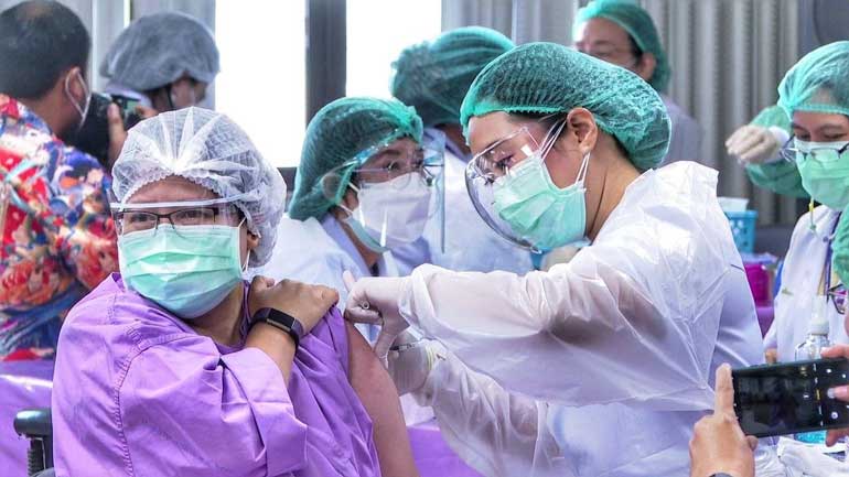 ฉีด-Pfizer-ในไทย_210809.jpg