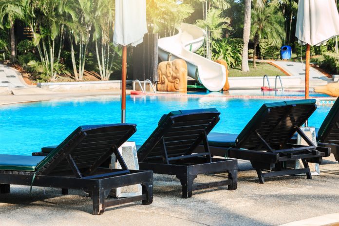 hua-hin-swimming-pool-696x464.jpg
