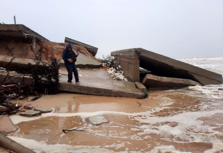 2020-11-15T085208Z_1070639842_RC2K3K9JJZSG_RTRMADP_3_ASIA-STORM-VIETNAM-1.jpg.f5d8ece6366d1453928eddc922782b68.jpg