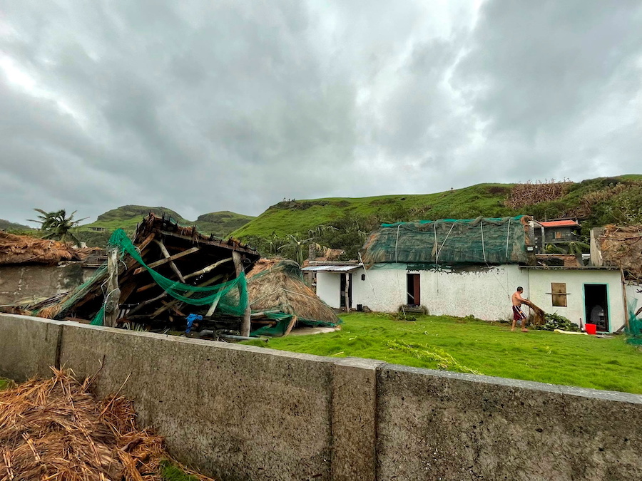2021-09-12T084848Z_1_LYNXMPEH8B02G_RTROPTP_4_ASIA-STORM-PHILIPPINES.JPG