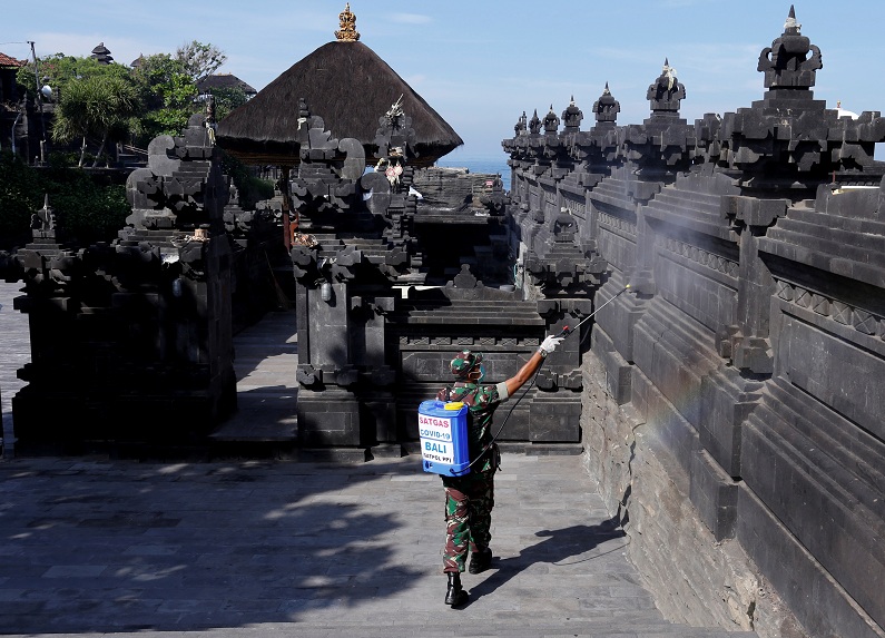 2021-09-14T075834Z_2_LYNXMPEH8D09E_RTROPTP_4_LUNAR-NEWYEAR-INDONESIA-TOURISM.JPG