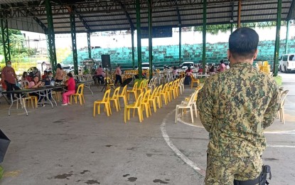 batasan-police-vax.jpg.99804158bb4218c1ccf77fc5c9c083f5.jpg