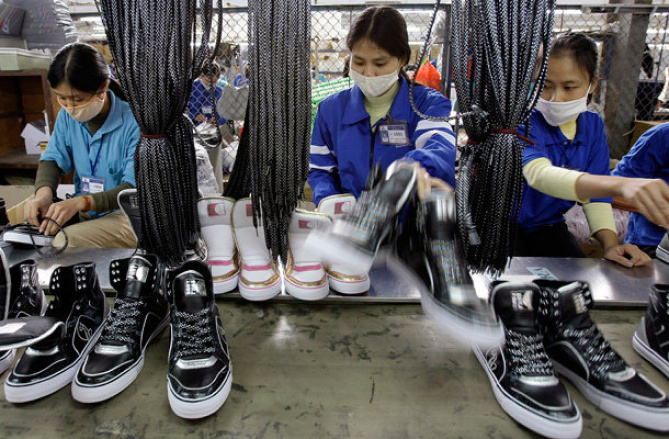 nikevietnam.jpg.4d62bed8d54d501f3a587616f295c44c.jpg