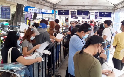 voters-registration.jpg.2d2eda6172a6df5e84a6322f8d450095.jpg