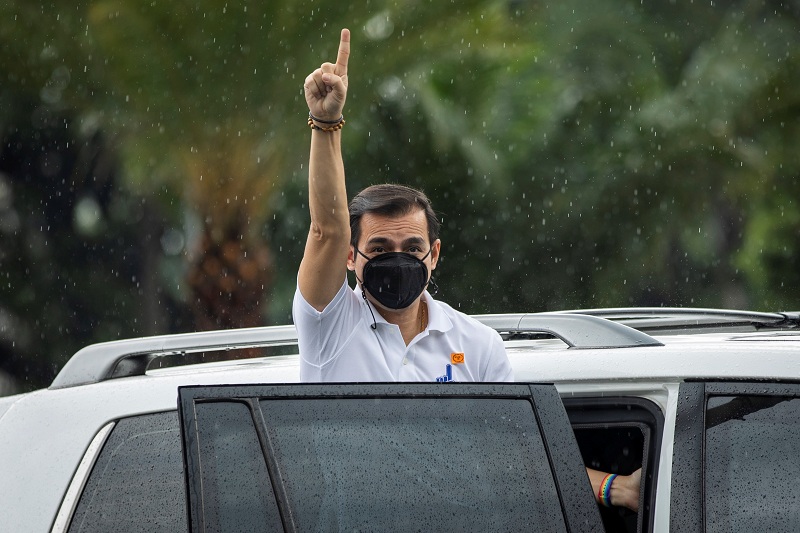 2021-10-04T064340Z_2_LYNXMPEH93061_RTROPTP_4_PHILIPPINES-ELECTION.JPG