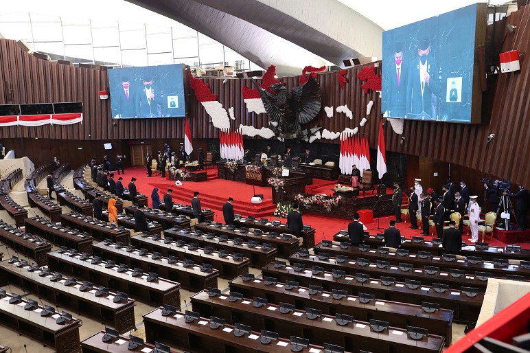 2021-10-07T012025Z_1_LYNXMPEH9601Q_RTROPTP_4_INDONESIA-POLITICS.JPG