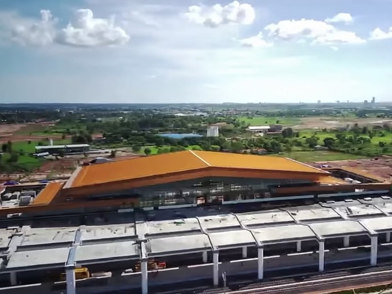 Lao_china_railway_vientiane_station_birdview.jpg