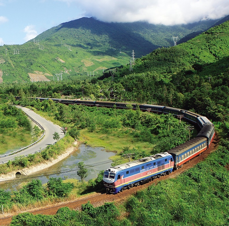 vietnam-railways-signals-for-growth.jpg.34503f713118b36bc3d245a276be1540.jpg