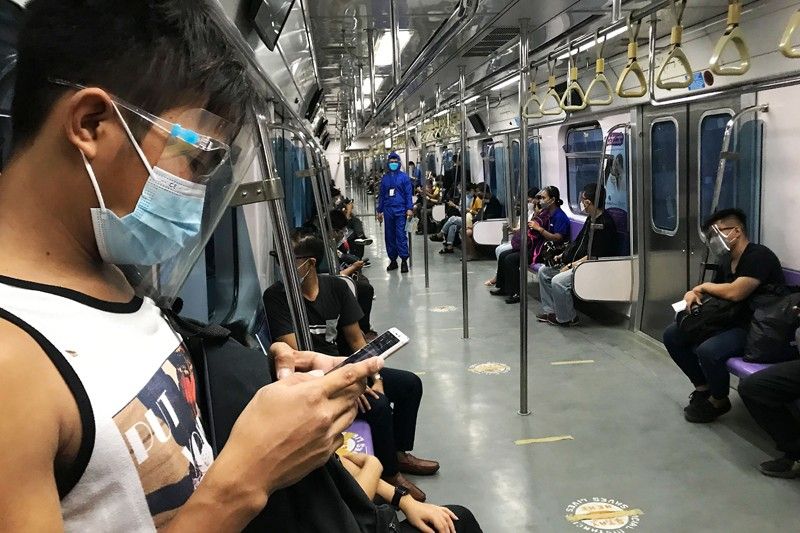 031121commuter05_2021-11-04_20-44-07.jpg