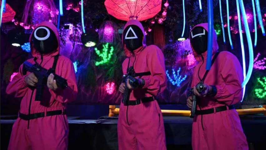 2118937758_pinkmain.jpg.f2279dfb126e9415d0ce6501062d032d.jpg