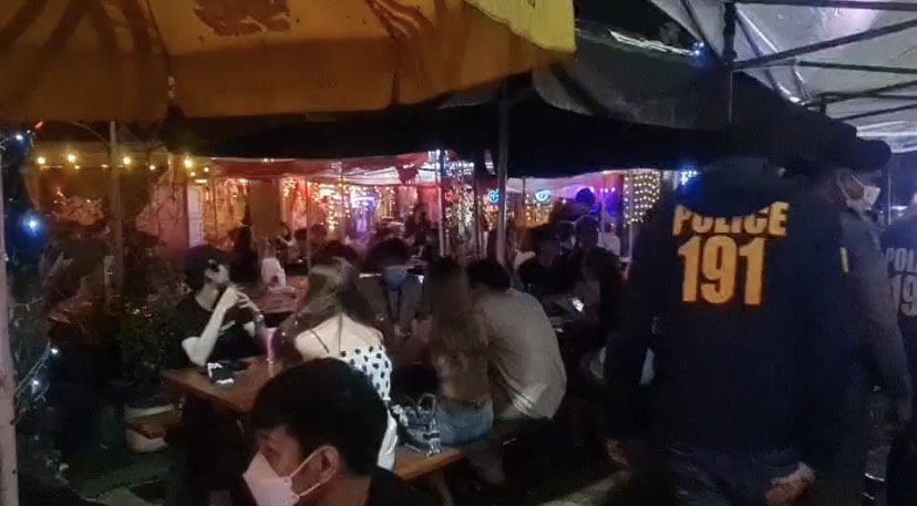 7pm.jpg