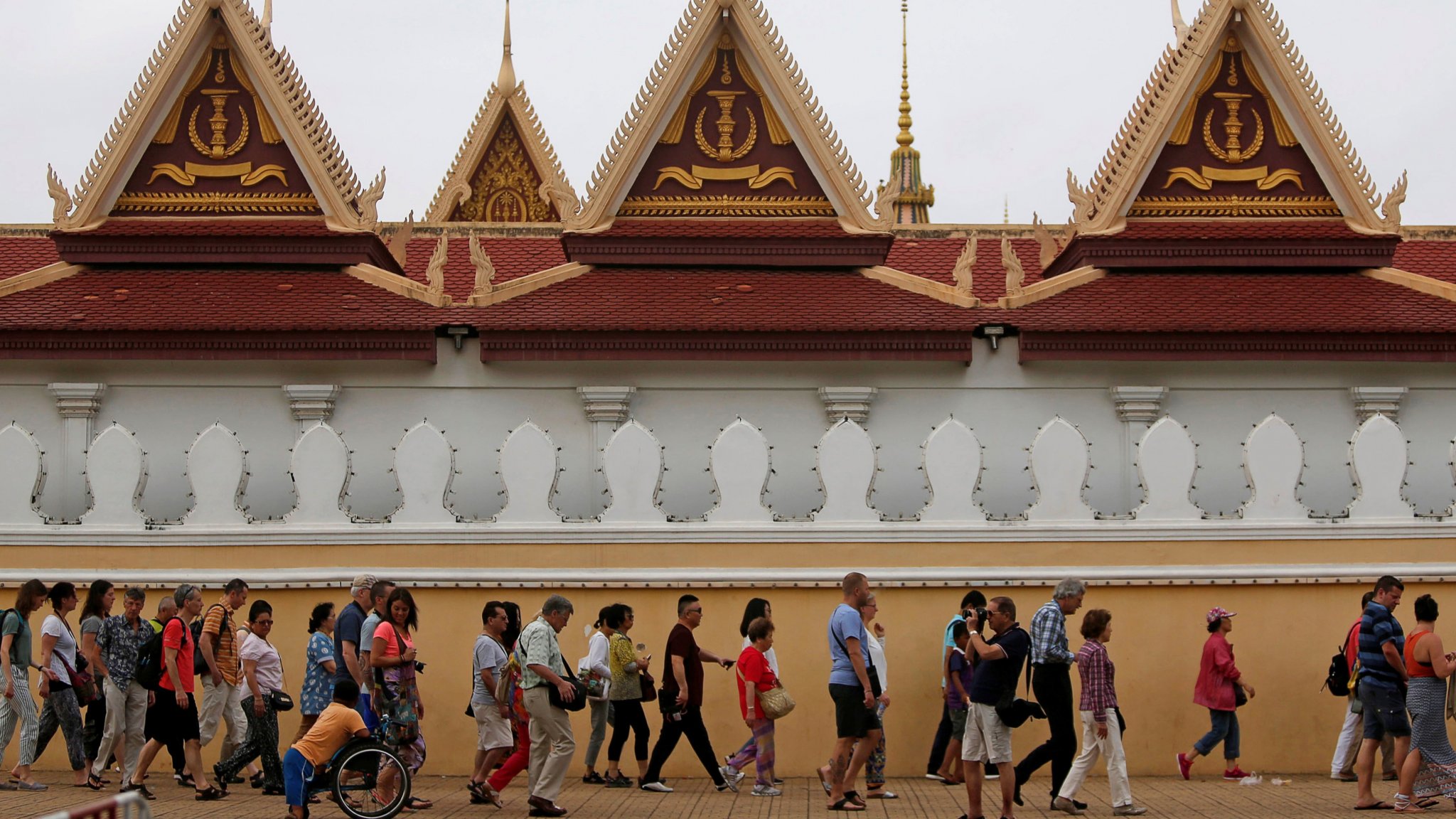 Cropped-16368859872018-04-19T070442Z_209734374_RC11D96362A0_RTRMADP_3_CAMBODIA-TOURIST.thumb.JPG.d6a23692b6107857450bd93eb764ab99.JPG