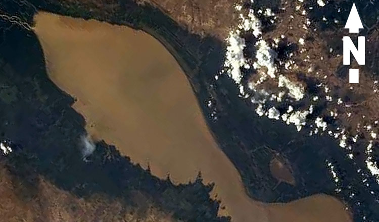Tonlesap7701.jpg.2f2dd263465da3c2cf2d7875dc8b14ca.jpg