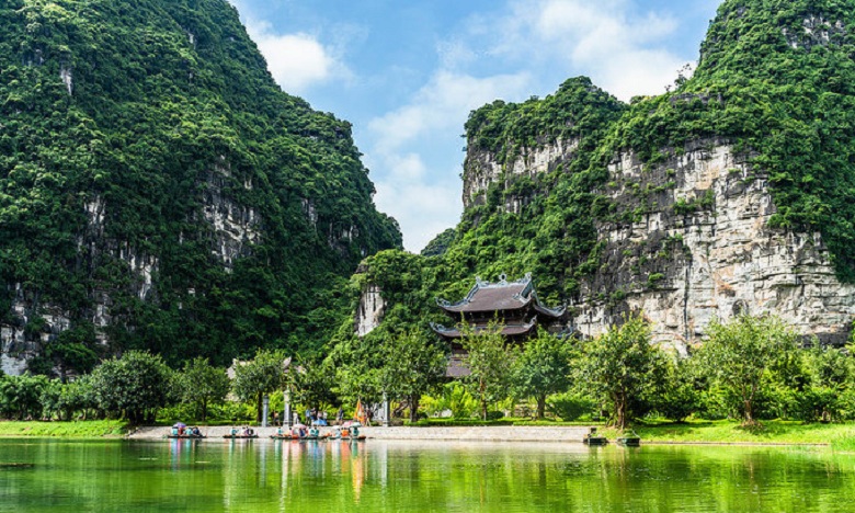 Hoi An, Ninh Binh reopen tourist attractions after months of closure ...