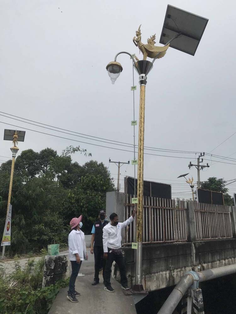 570031.jpg