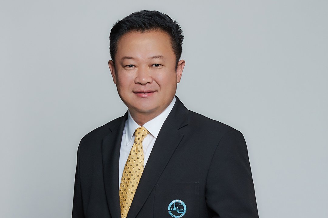 TAT-Governor-Yuthasak-Supasorn.jpg.09659ccae8cd9228c4bbc902fe61a17d.jpg