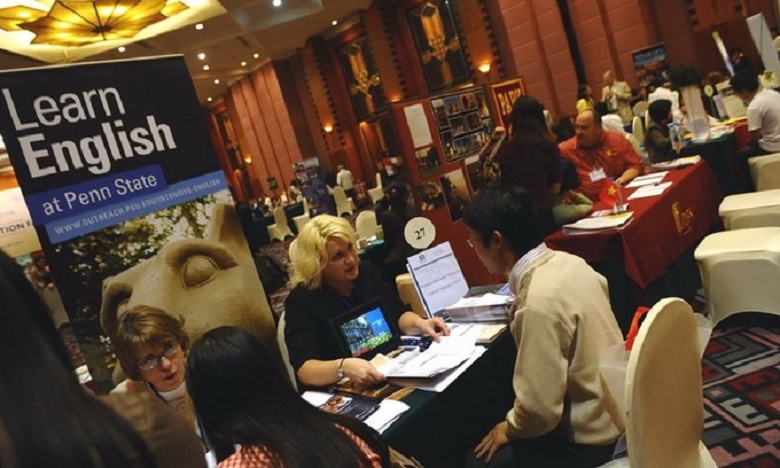 VietnamEnglish2-1479311115-631-8370-8811-1638859867.jpg
