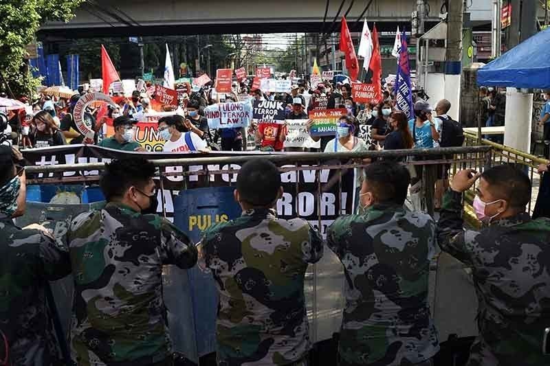 afp-anti-riot-police-ata-orals2021-05-1817-54-33_2021-12-09_14-39-18.jpg