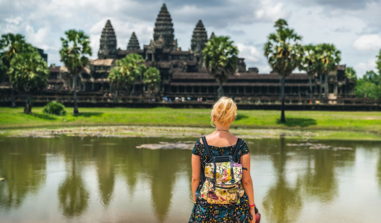 angkor-1.jpg.0afe07df07abe5b3dc4f1c8b8c358825.jpg