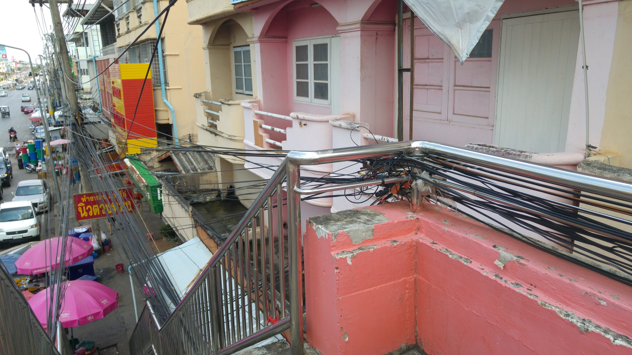 cables1.jpg