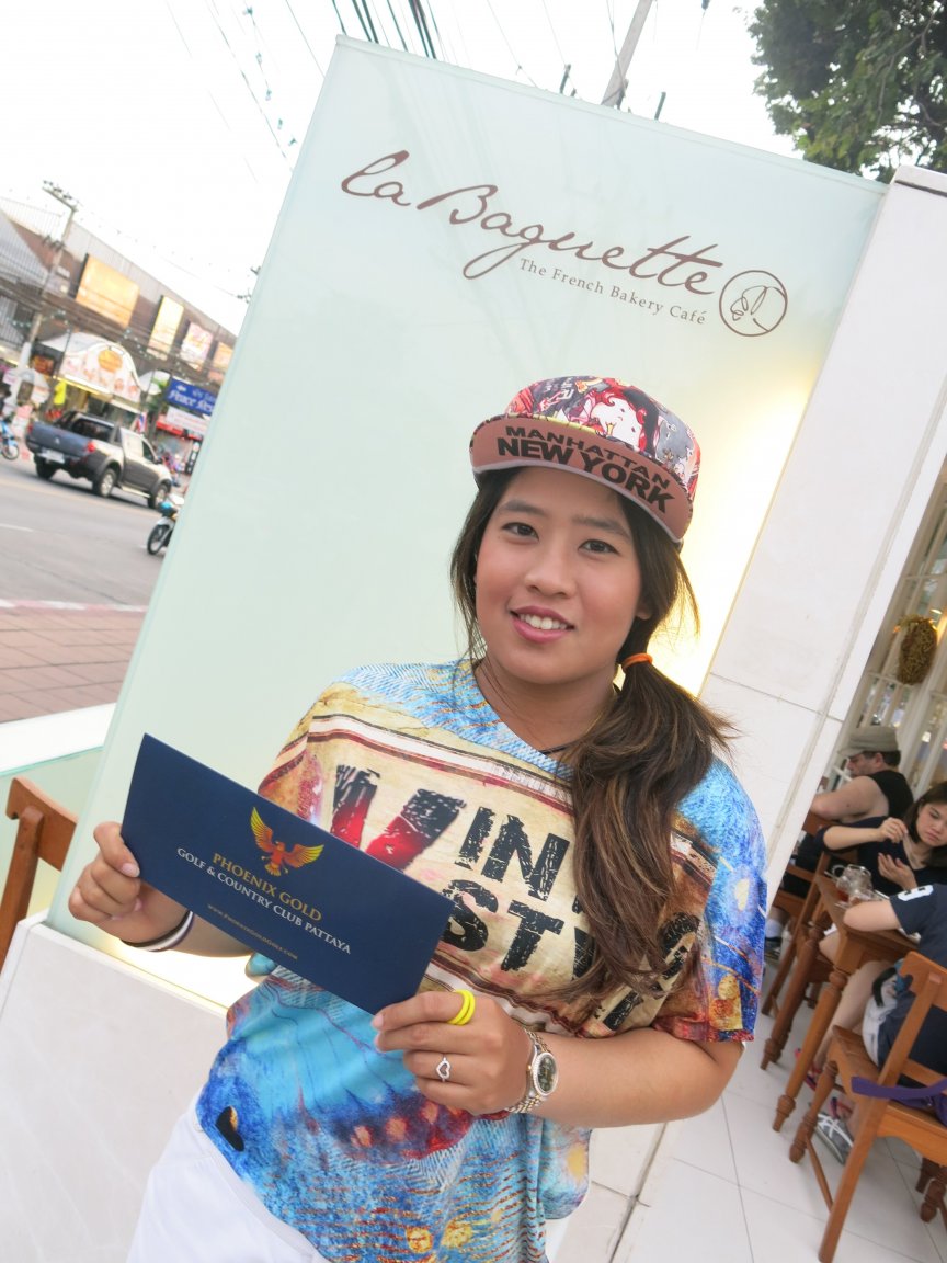 196004703_JasminewithherPhoenixGoldHonoraryMembership.thumb.JPG.0f43b5579da78d453cf6b286508de549.JPG