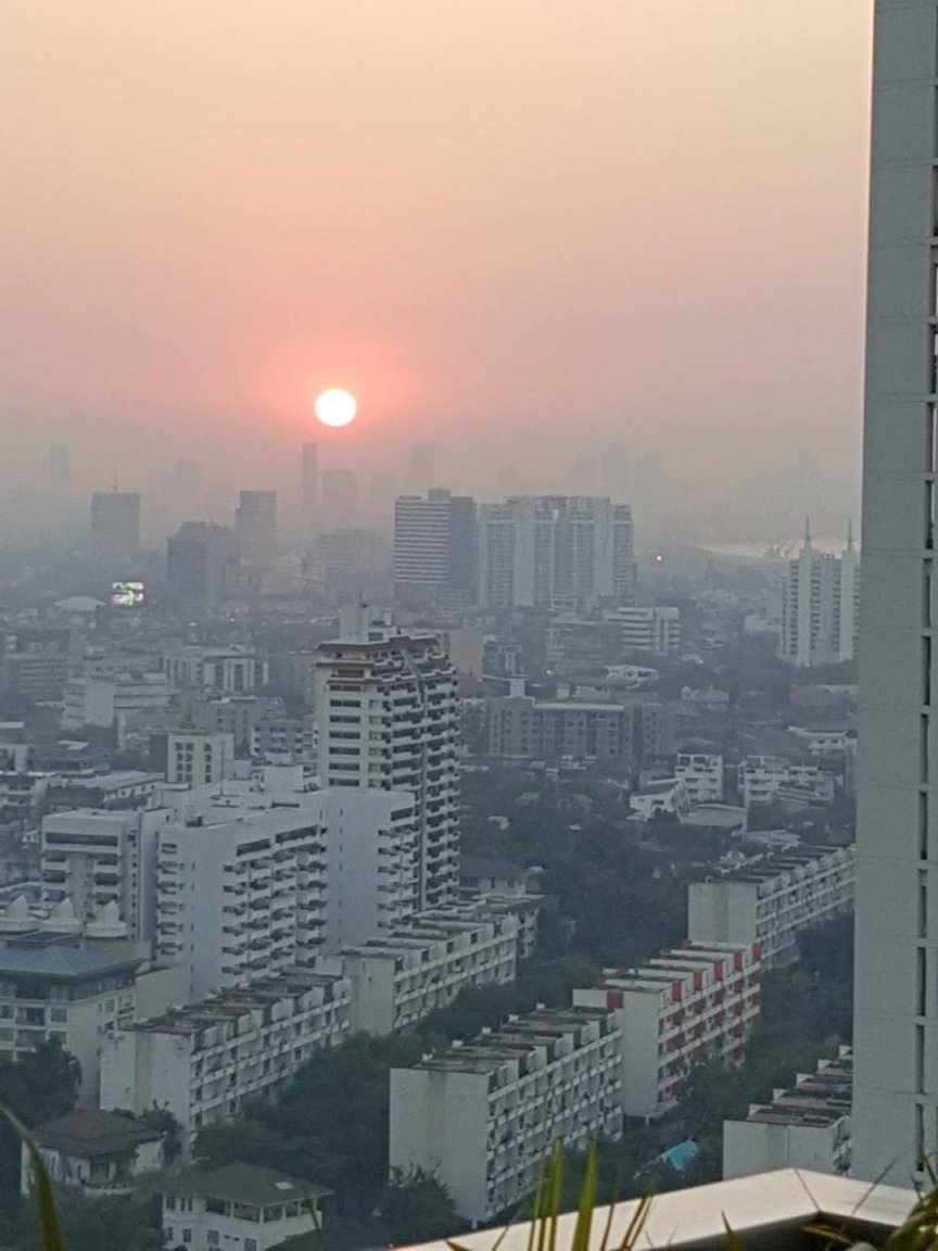 31929514_Smog1.thumb.jpg.6799ae389773f52da7236e1a11d6ae06.jpg